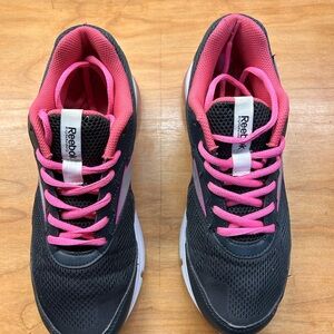 Reebok Women's Athletic Shoes in Black and Pink DMX Ride Running Shoes